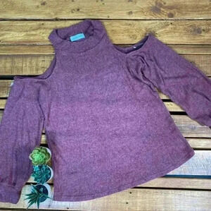 TOP PLUS COLD SHOULDER